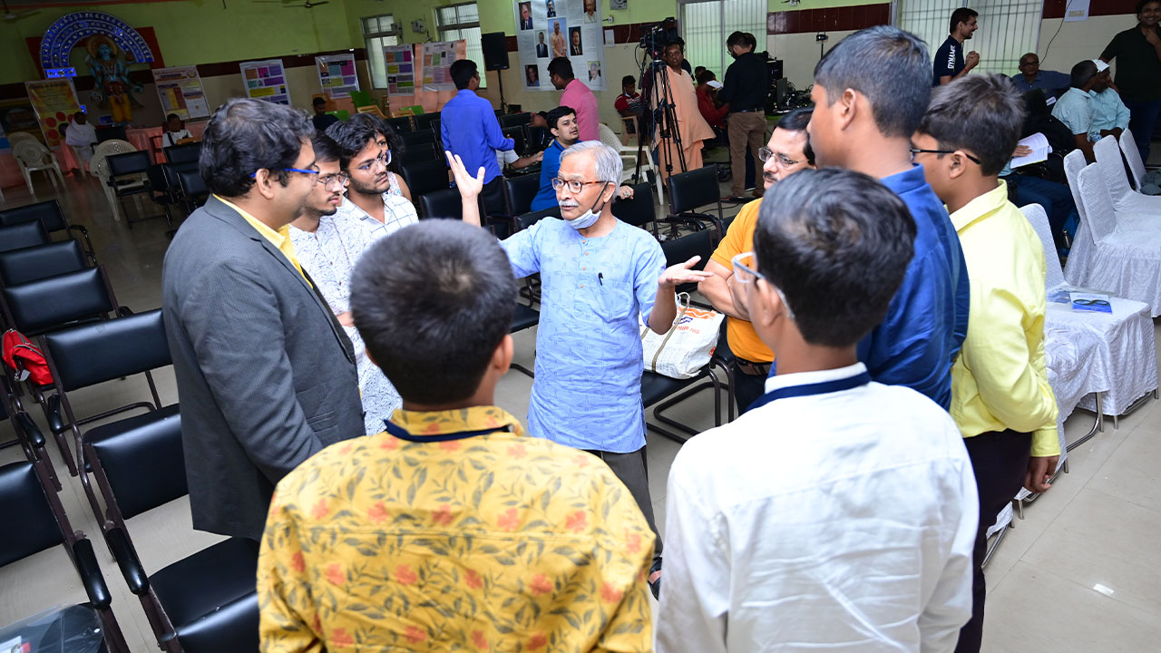 Discussion with learned scholars